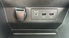 Renault Clio 1.0 TCe 100 Iconic 5dr Petrol Hatchback